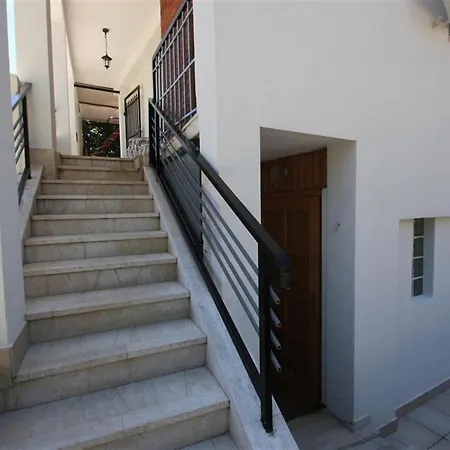 Two-bedroom In Xlii Apartment