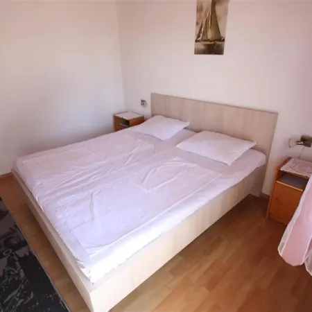 Two-bedroom In Xlii Crikvenica