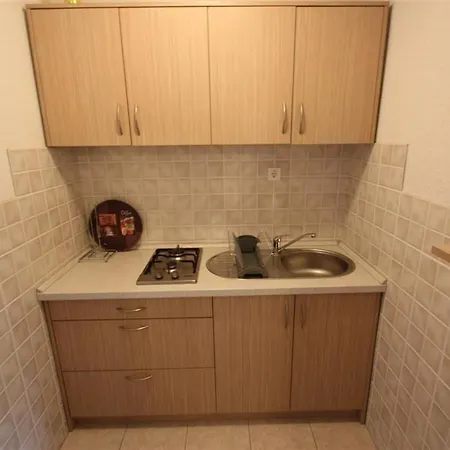 Two-bedroom In Xlii Apartment *