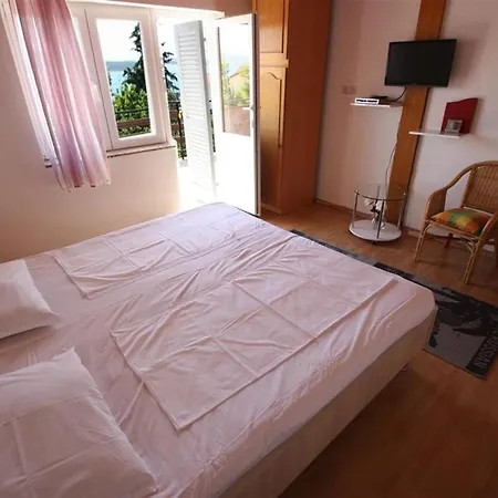 Two-bedroom In Xlii Crikvenica