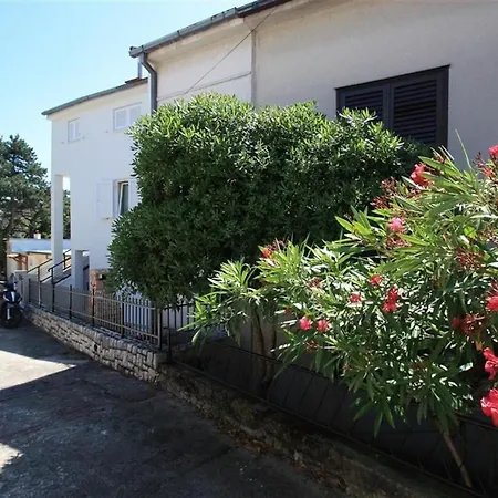 Two-bedroom In Xlii * Crikvenica